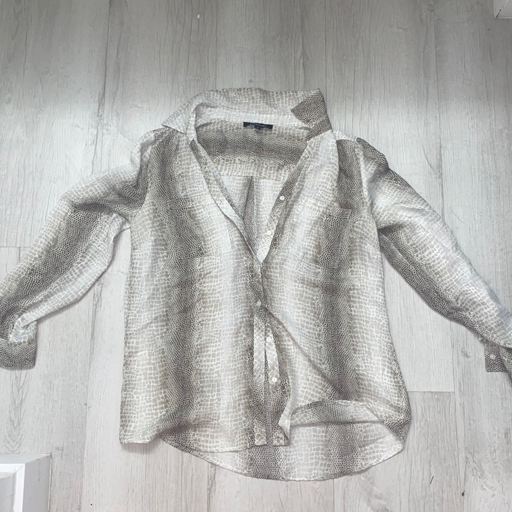 Snake skinned long sleeve button down blouse size Medium